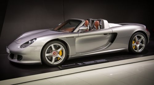 PORSHE Carrera GT (2003) as a sports car lease